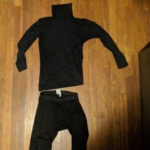 Uniqlo Heattech Compression Top and bottom Size XS Waist 27-30